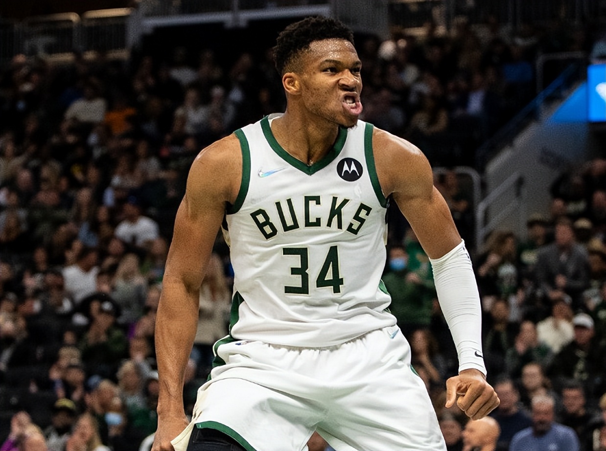 一号娱乐字母哥在巴塞罗那比赛中持续失利,刷新纪录引发热议!观众掌声雷动的简单介绍